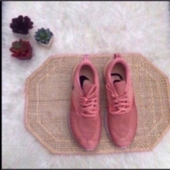 Nike Odyssey React 2 Flyknit Pink Quartz NEW - Picture 5 of 14